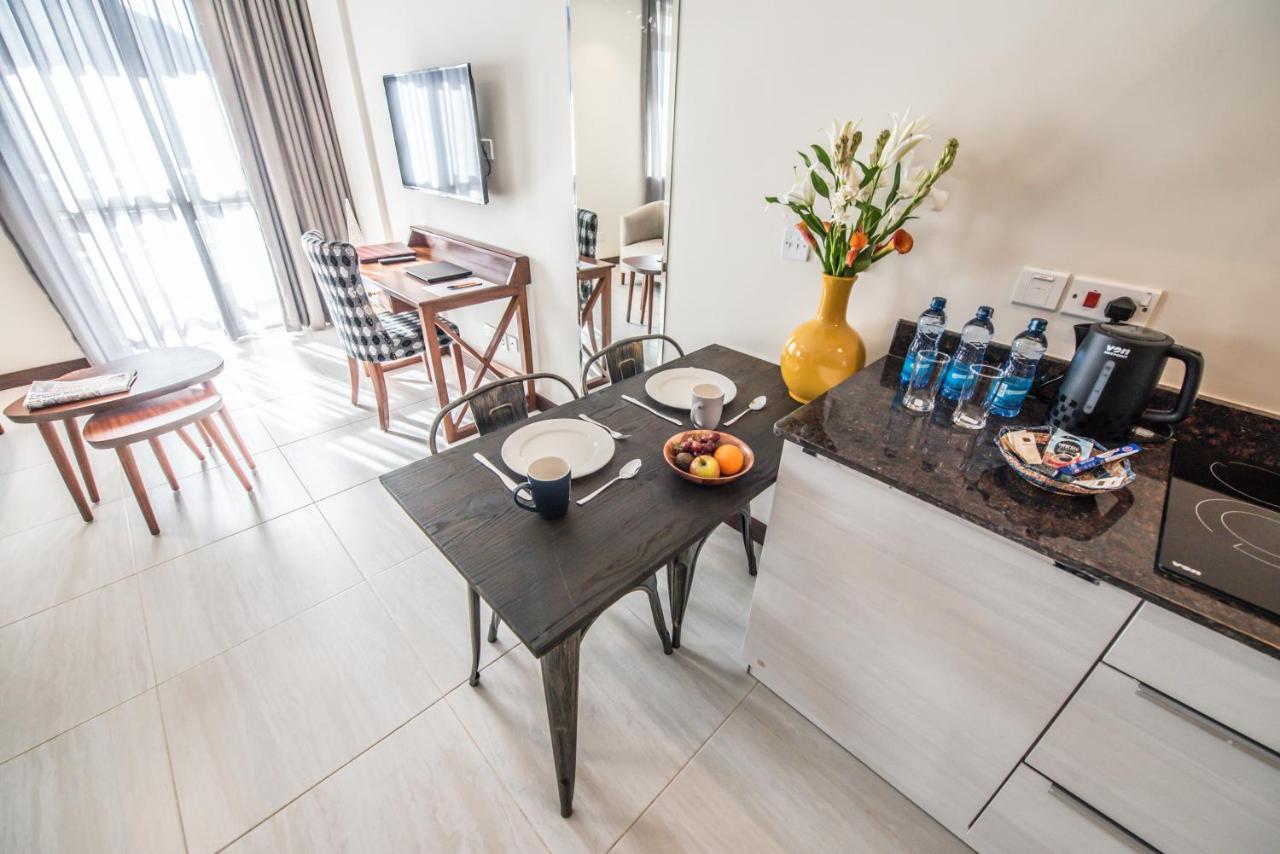 Glam Hotel Nairobi - Near Westgate Mall, Westlands ภายนอก รูปภาพ