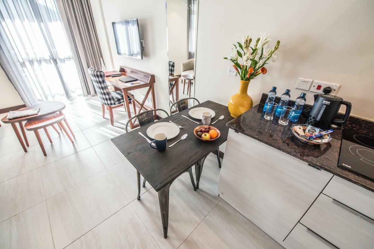 Glam Hotel Nairobi - Near Westgate Mall, Westlands ภายนอก รูปภาพ